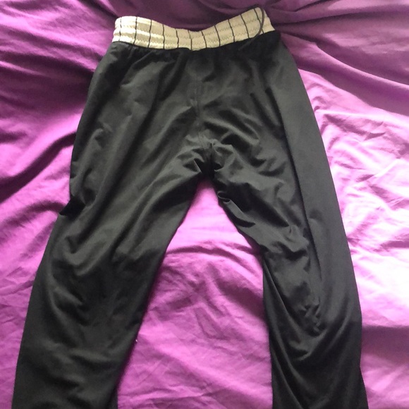 Lululemon joggers - Picture 8 of 9